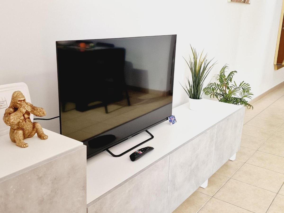Precious 3 Bedroom, Oasis De Fanabe Wifi Free Адехе Екстериор снимка