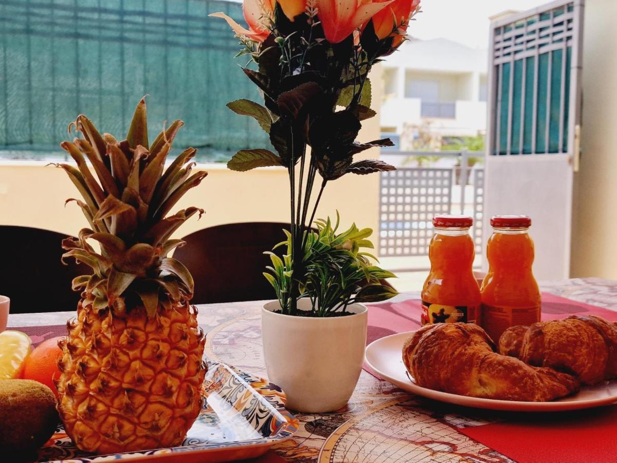 Precious 3 Bedroom, Oasis De Fanabe Wifi Free Адехе Екстериор снимка
